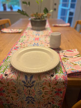 Load image into Gallery viewer, Amina Table Runner
