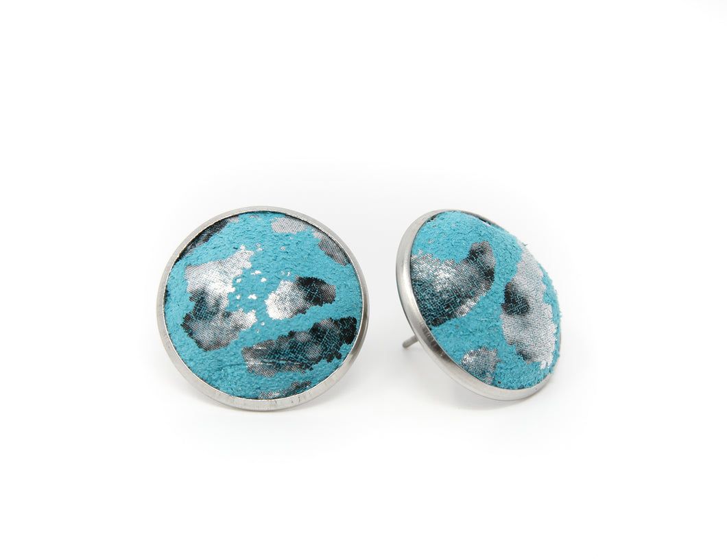 Waves of Pearl Full Circle Button Earrings